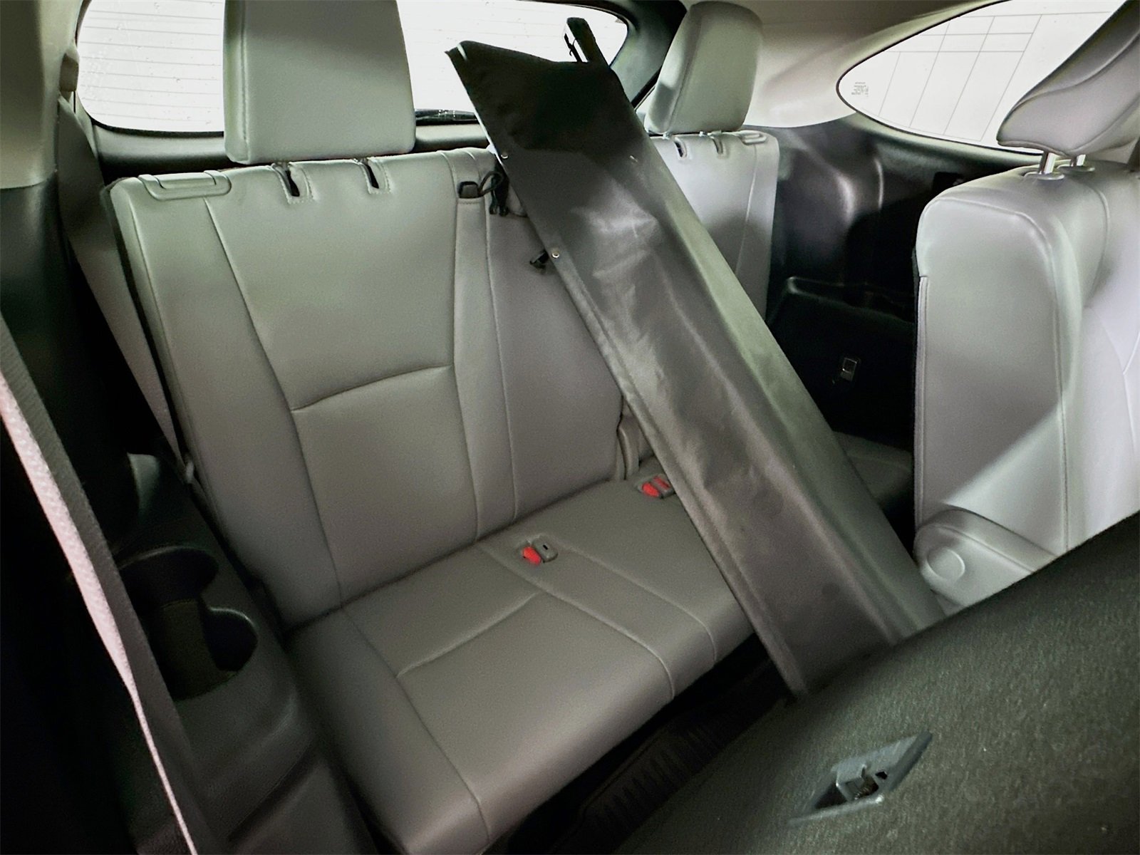 Certified 2021 Toyota Highlander XLE image 28