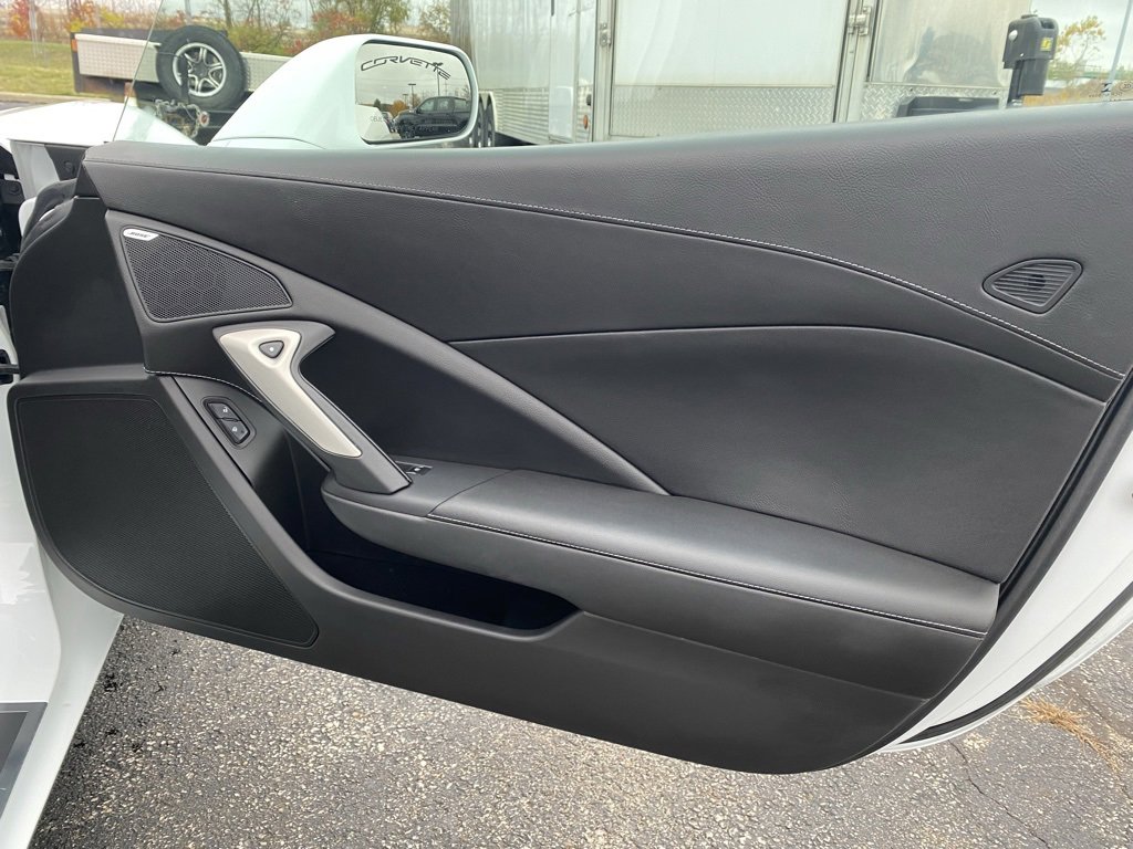 Used 2014 Chevrolet Corvette Stingray Coupe image 20