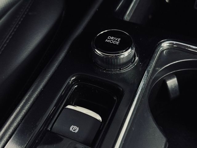 Used 2022 Lincoln Corsair AWD w/ Equipment Group 101A image 34