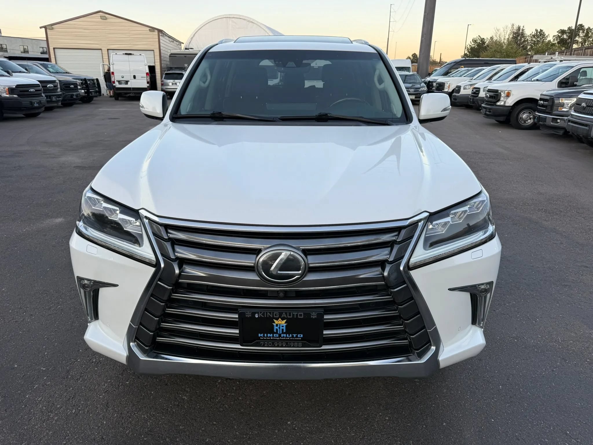 Used 2017 Lexus LX 570 4WD image 14