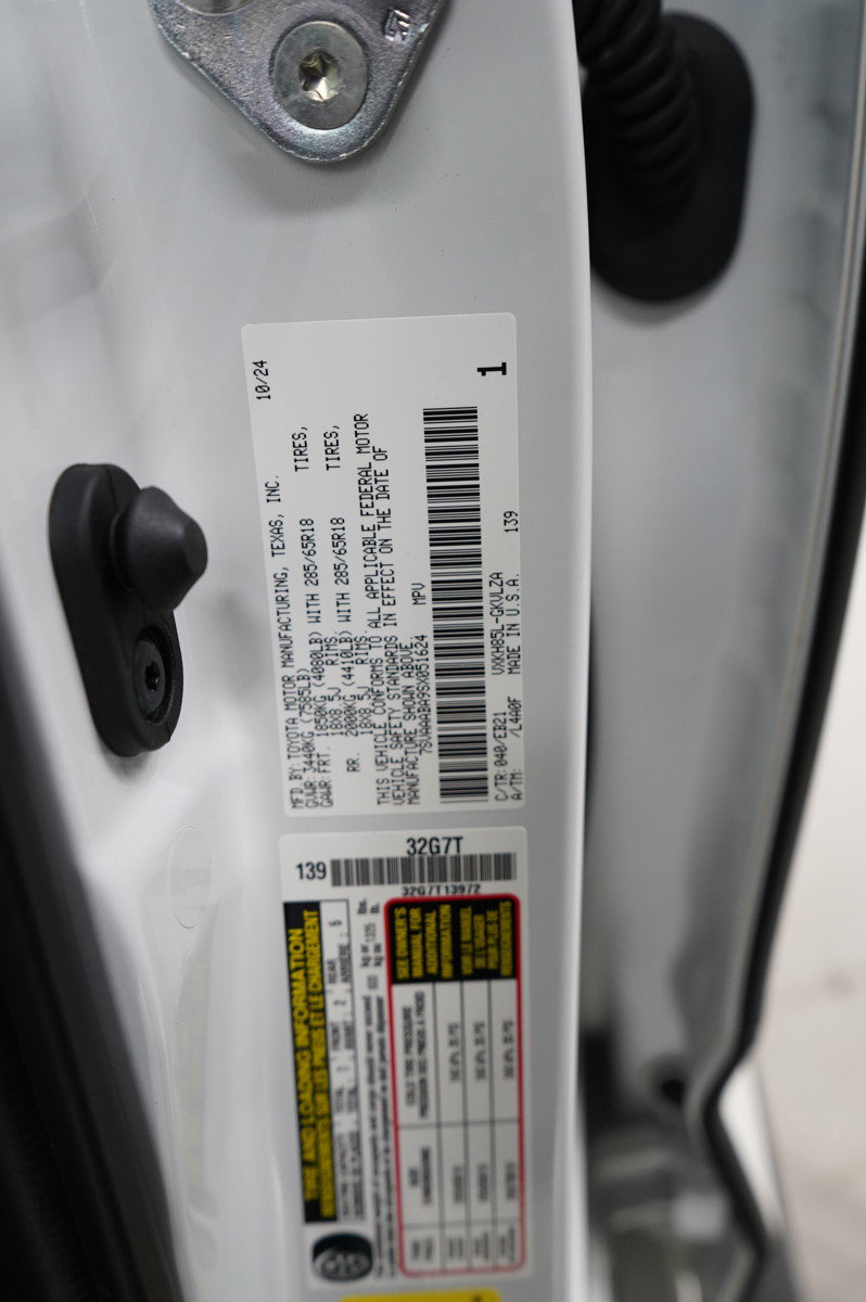 Used 2025 Toyota Sequoia TRD Pro image 28