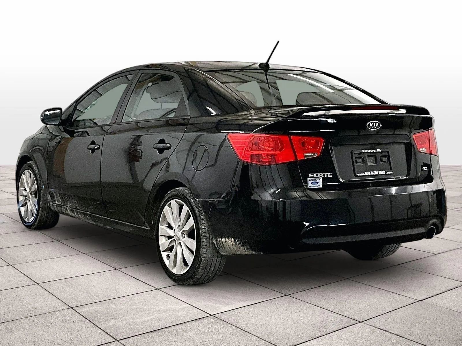 Used 2012 Kia Forte SX FWD image 10