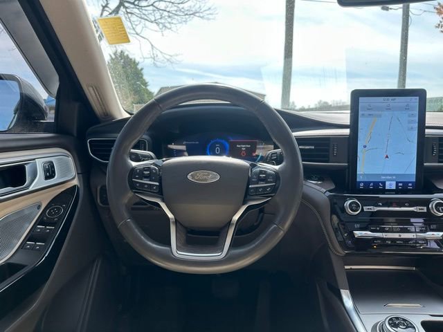 Used 2021 Ford Explorer Platinum w/ Equipment Group 601A image 21