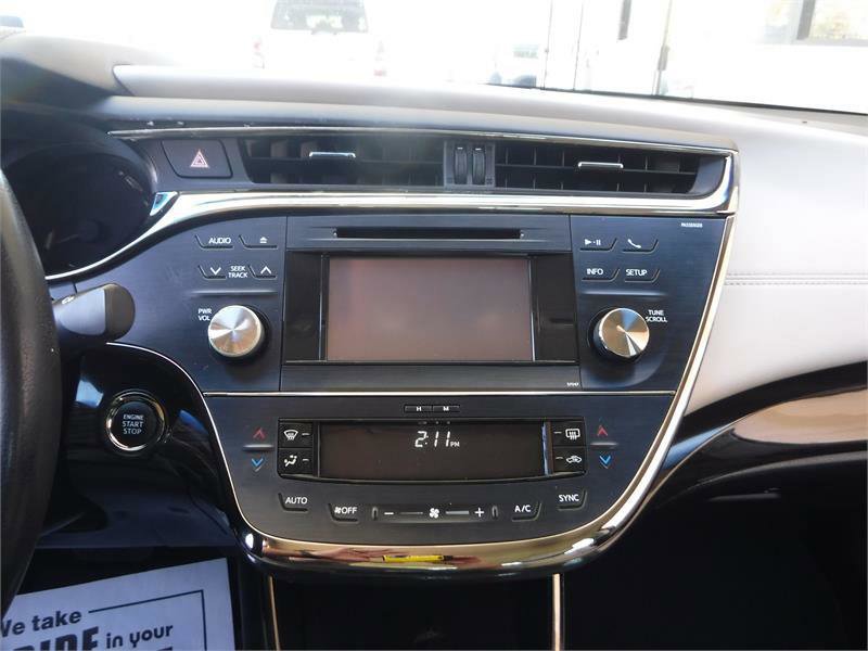 Used 2013 Toyota Avalon image 11