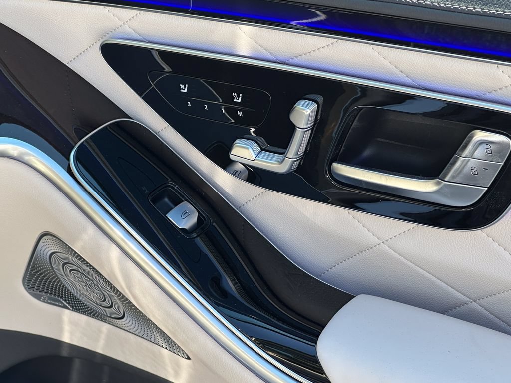 New 2026 Mercedes-Benz S 580e 4MATIC Sedan image 17