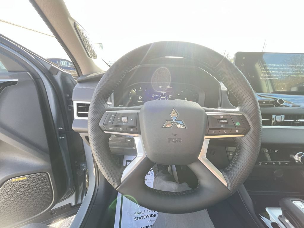 New 2026 Mitsubishi Outlander SE AWD/4WD image 14