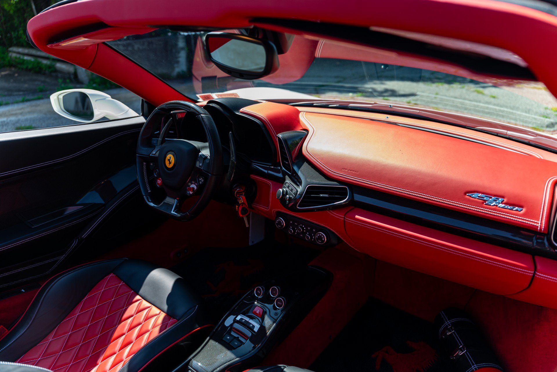 Used 2014 Ferrari 458 Spider RWD image 16