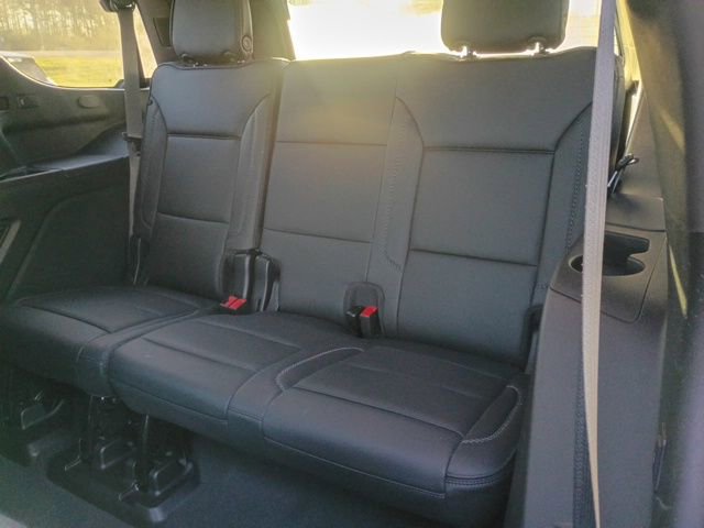 Used 2024 GMC Yukon Denali w/ Advanced Technology Package image 18