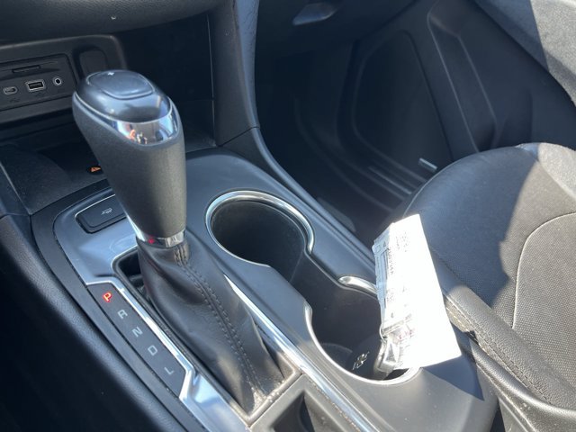 Used 2020 Chevrolet Equinox Premier FWD image 16