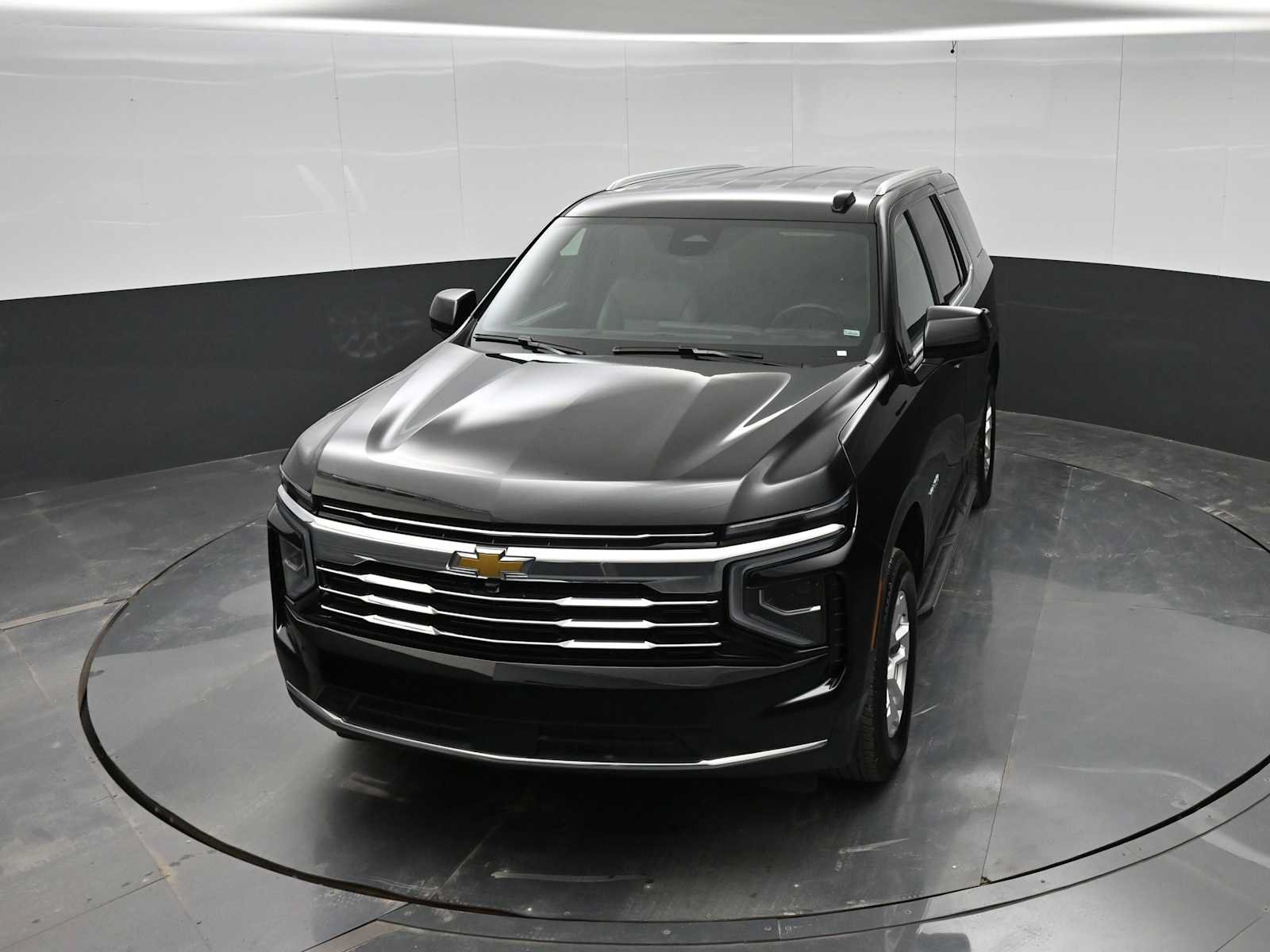 Used 2025 Chevrolet Tahoe LT AWD/4WD image 31