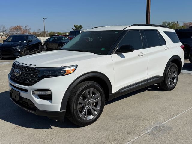 Used 2023 Ford Explorer XLT w/ Equipment Group 202A image 12