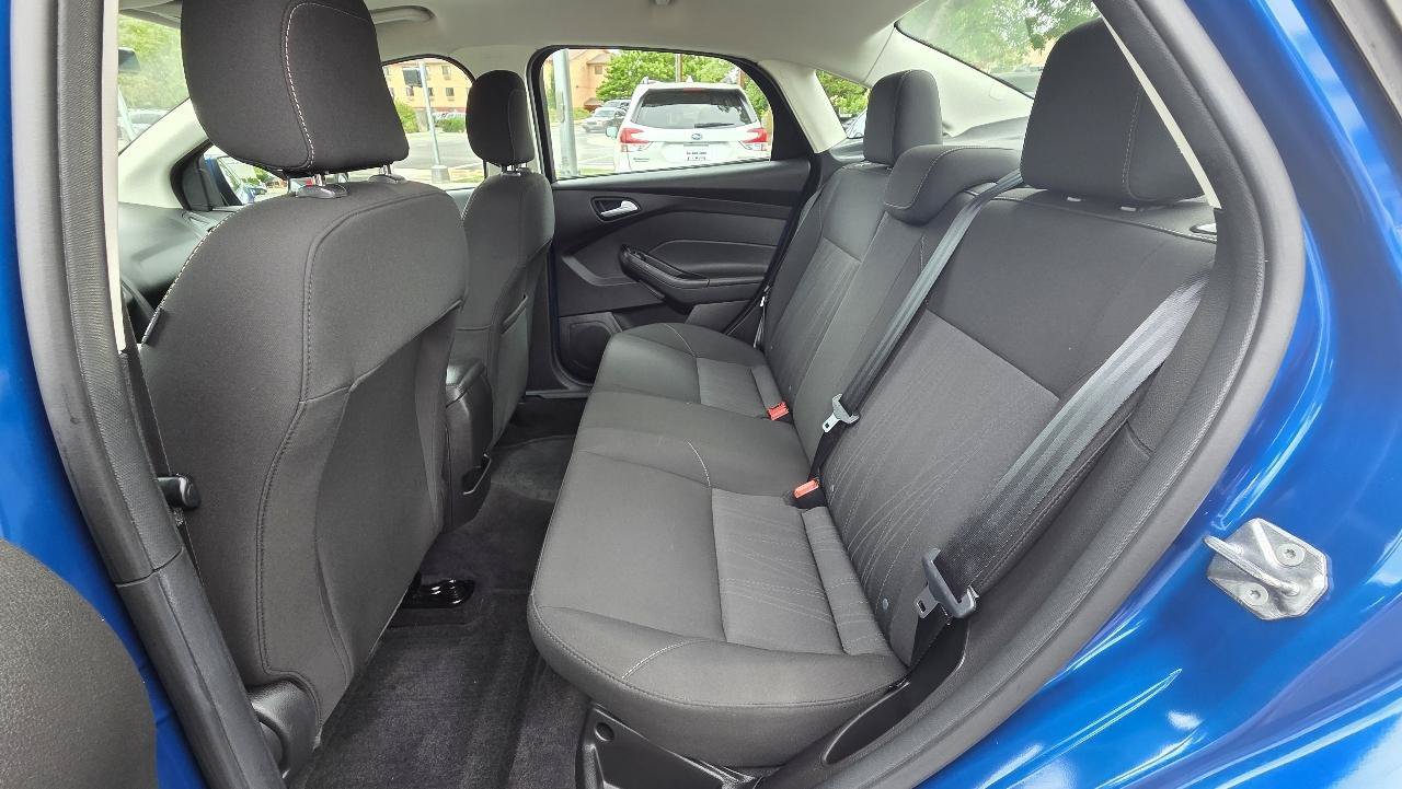 Used 2018 Ford Focus SE FWD image 16