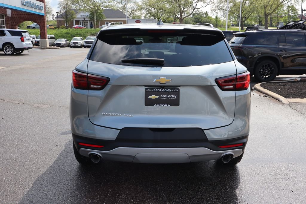 Used 2025 Chevrolet Blazer LT w/ Convenience Package AWD/4WD image 30