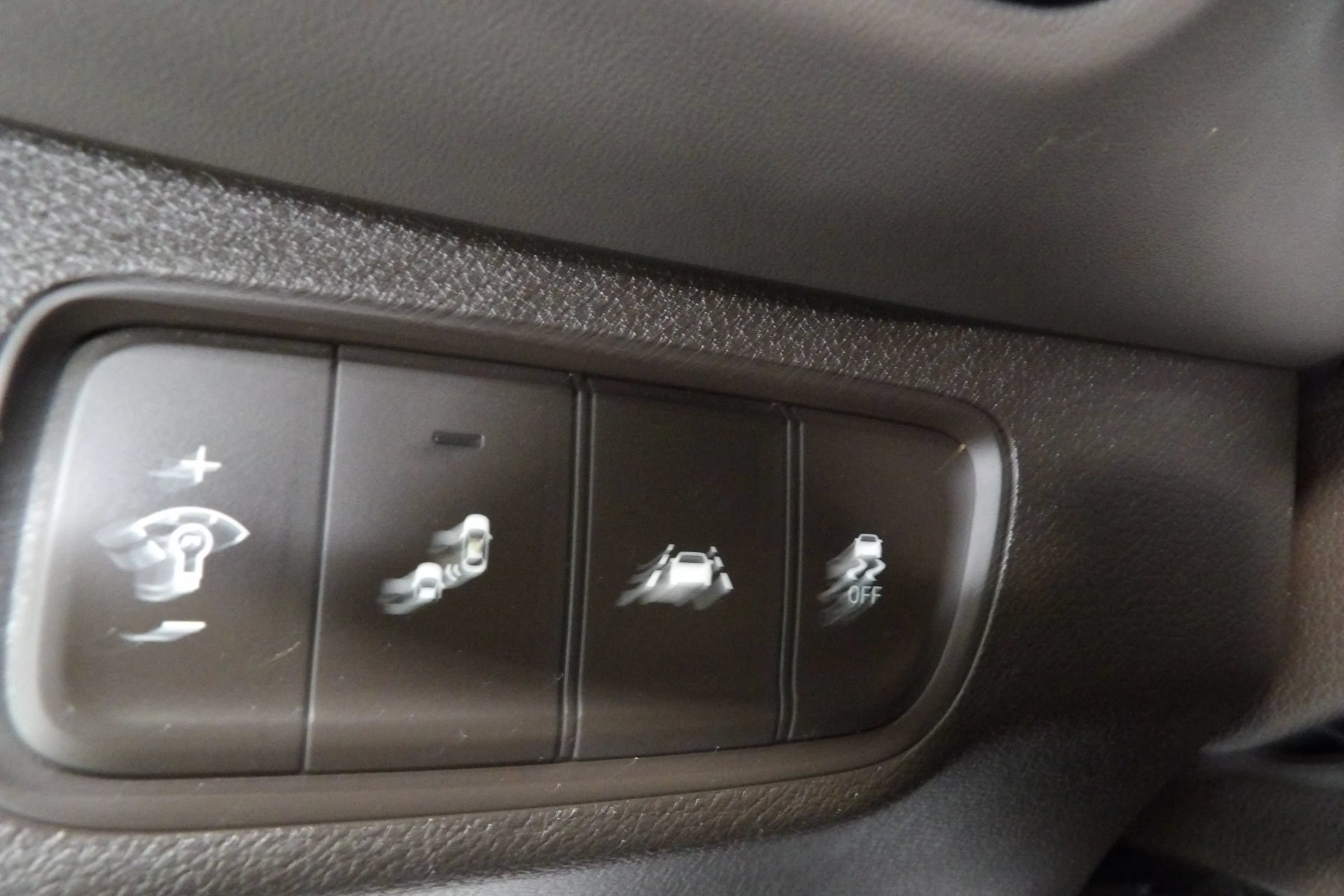 Used 2019 Hyundai Santa Fe SE w/ Cargo Package FWD image 21