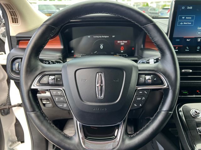 Used 2022 Lincoln Nautilus Reserve w/ Equipment Group 201A AWD/4WD image 14