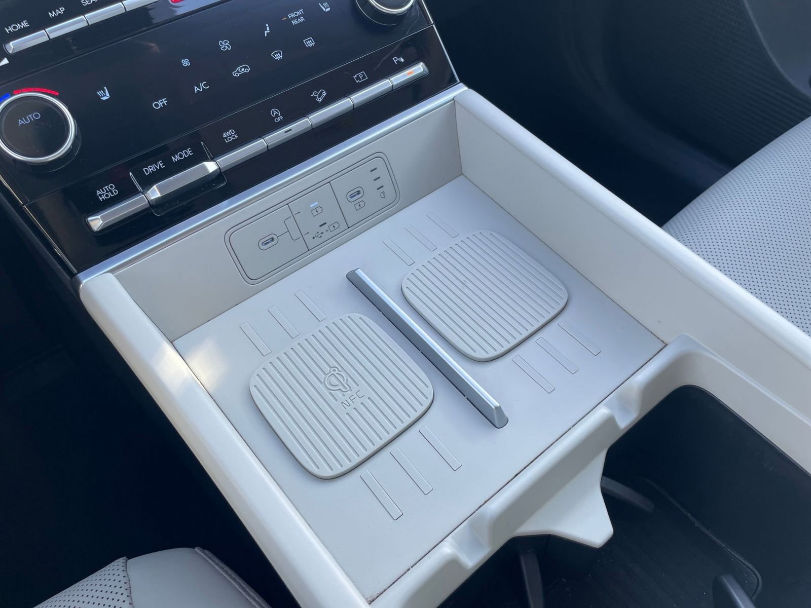 Used 2025 Hyundai Santa Fe SEL image 44