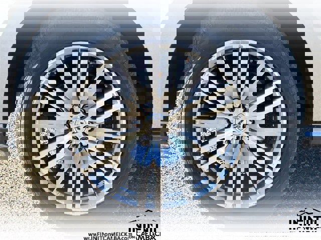 Used 2023 Ford Expedition Limited image 11