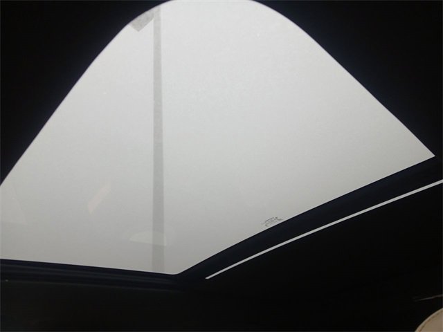 Used 2024 Jeep Grand Cherokee L Limited w/ Black Appearance Package image 22