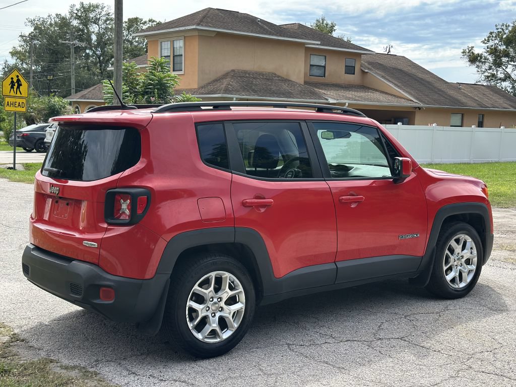 Used 2017 Jeep Renegade Latitude w/ Popular Equipment Group FWD image 15