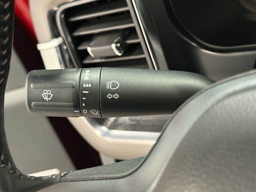 Certified 2024 Ford F250 Lariat w/ Lariat Ultimate Package image 18