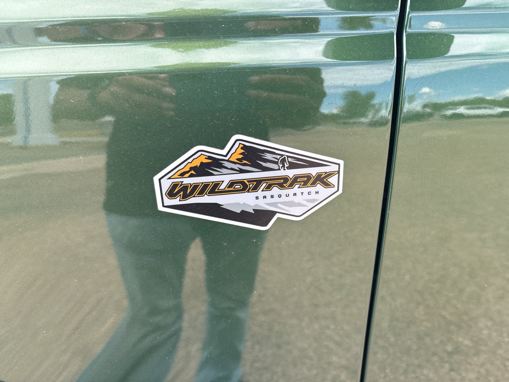 Used 2024 Ford Bronco Wildtrak AWD/4WD image 8