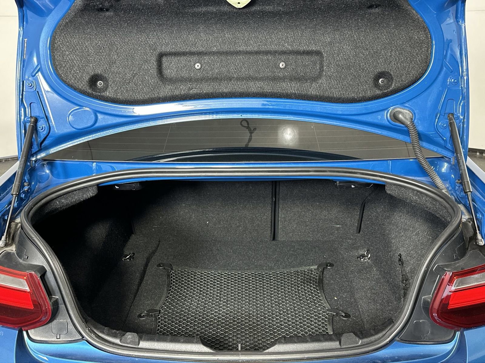 Used 2017 BMW M2 image 24