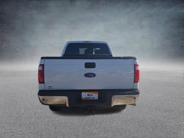 Used 2015 Ford F350 Lariat image 12