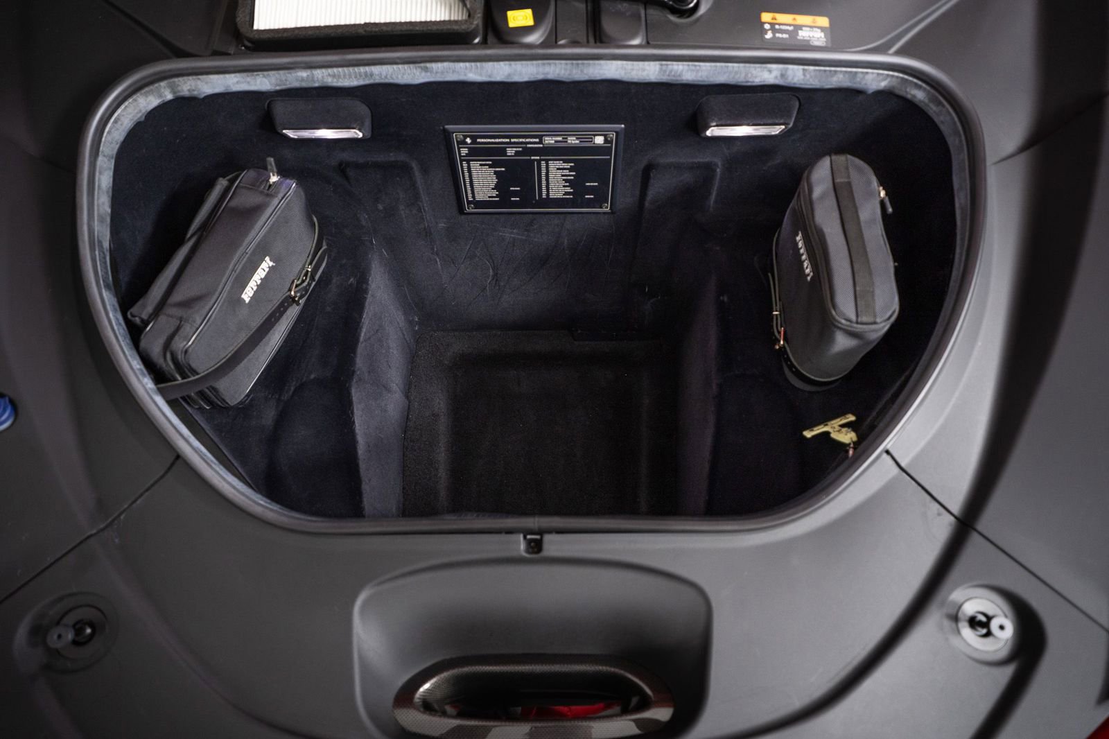 Certified 2021 Ferrari F8 Tributo Base image 42