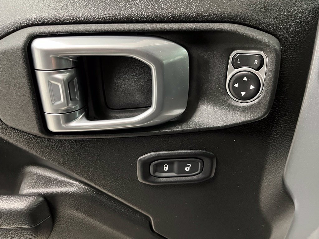 Used 2023 Jeep Gladiator Sport AWD/4WD image 25