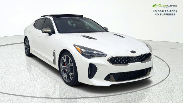 Used 2020 Kia Stinger GT1 RWD image 1