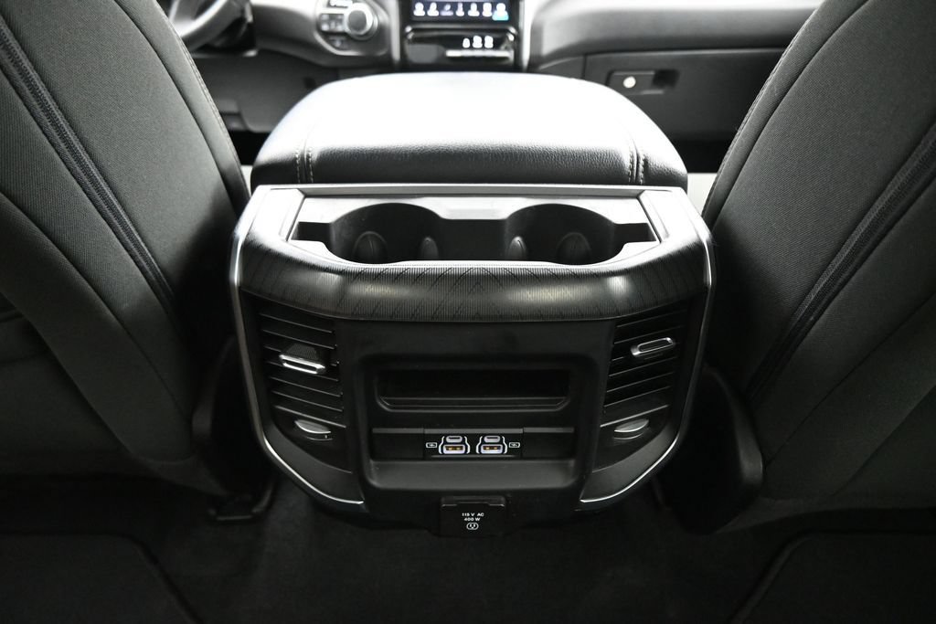 Used 2025 RAM 1500 Big Horn AWD/4WD image 25