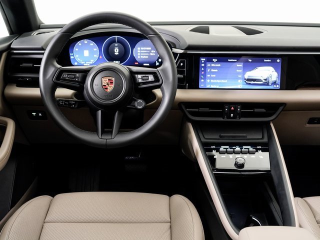 Certified 2025 Porsche Macan Electric image 17