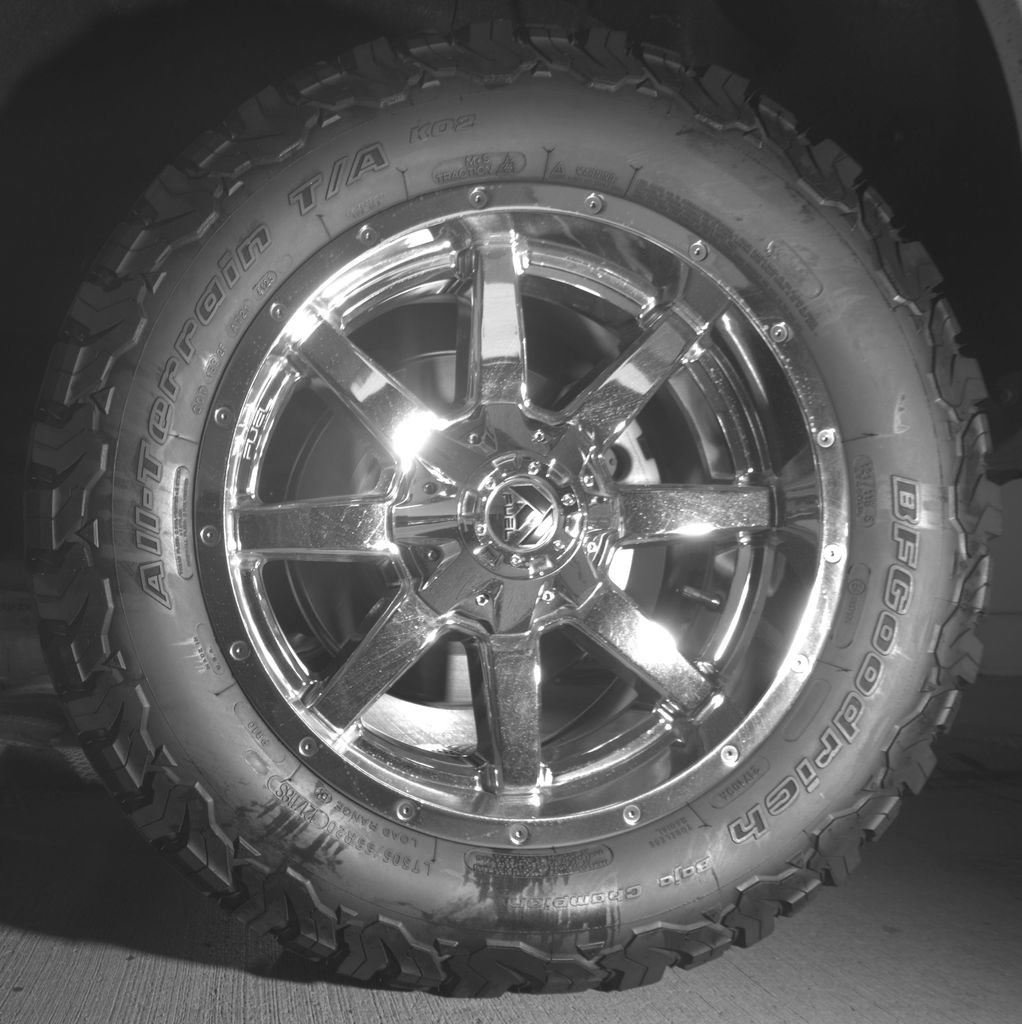 Used 2019 Chevrolet Silverado 1500 LTZ w/ LTZ Plus Package AWD/4WD image 11