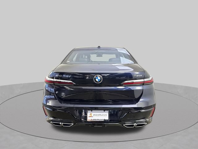 Used 2026 BMW 760i xDrive AWD/4WD image 32