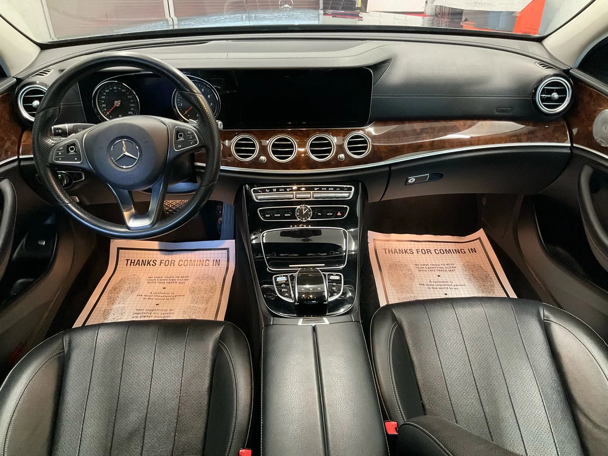 Used 2017 Mercedes-Benz E 300 4MATIC image 13