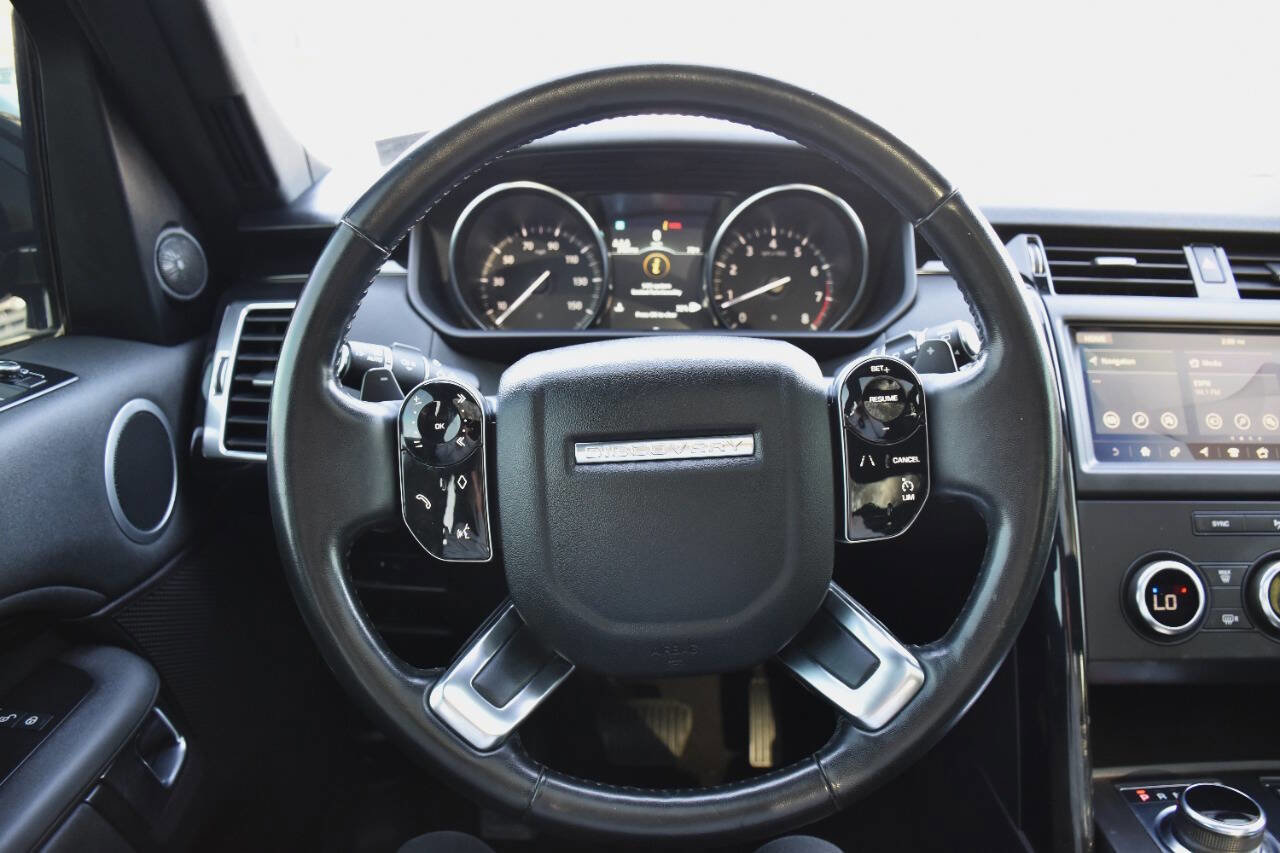 Used 2019 Land Rover Discovery SE AWD/4WD image 22