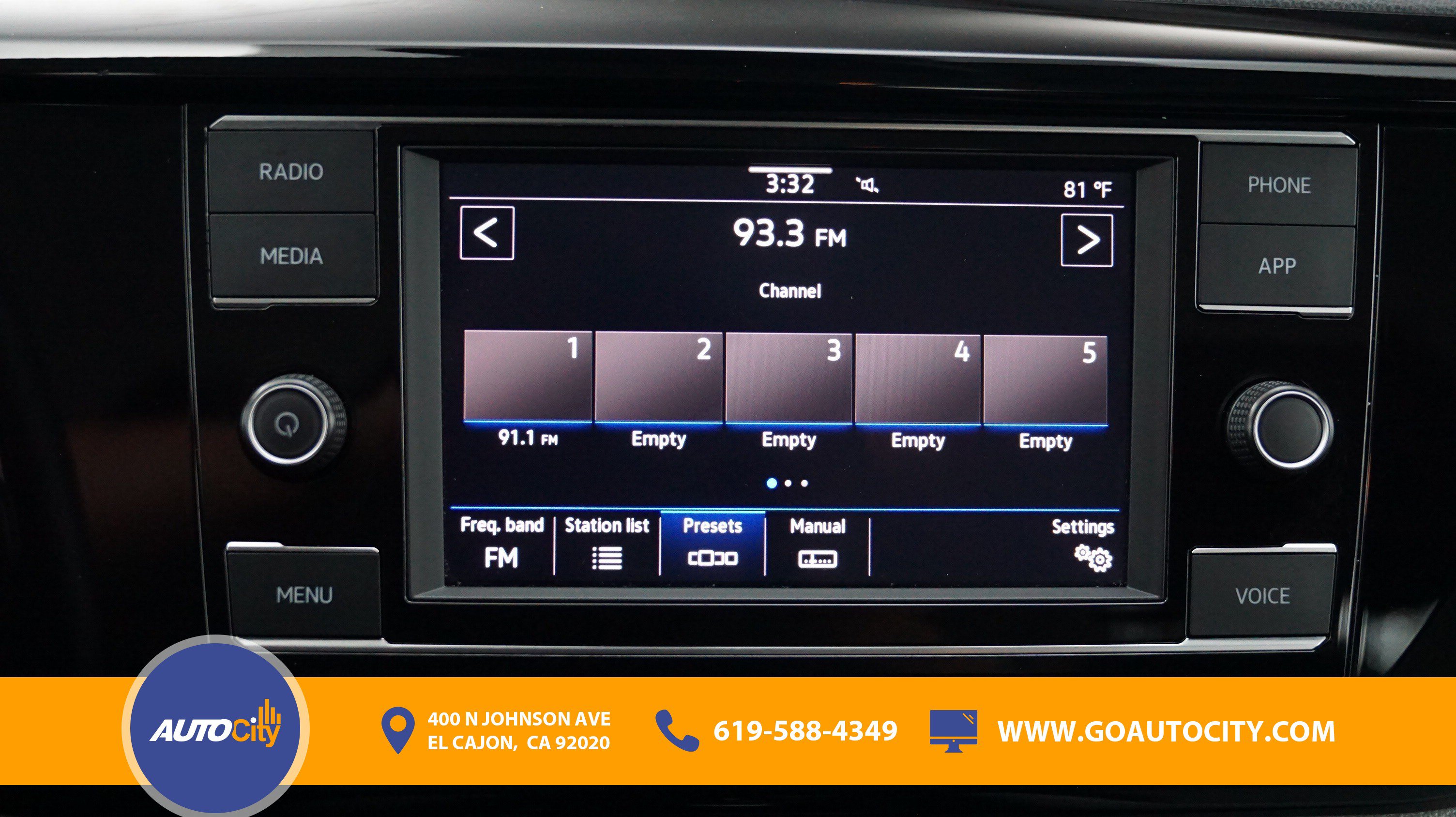 Used 2024 Volkswagen Taos S FWD image 20