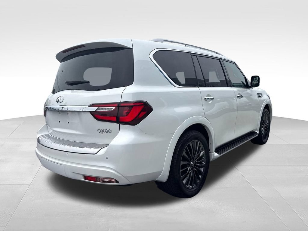 Used 2024 INFINITI QX80 Sensory w/ Cargo Package AWD/4WD image 6