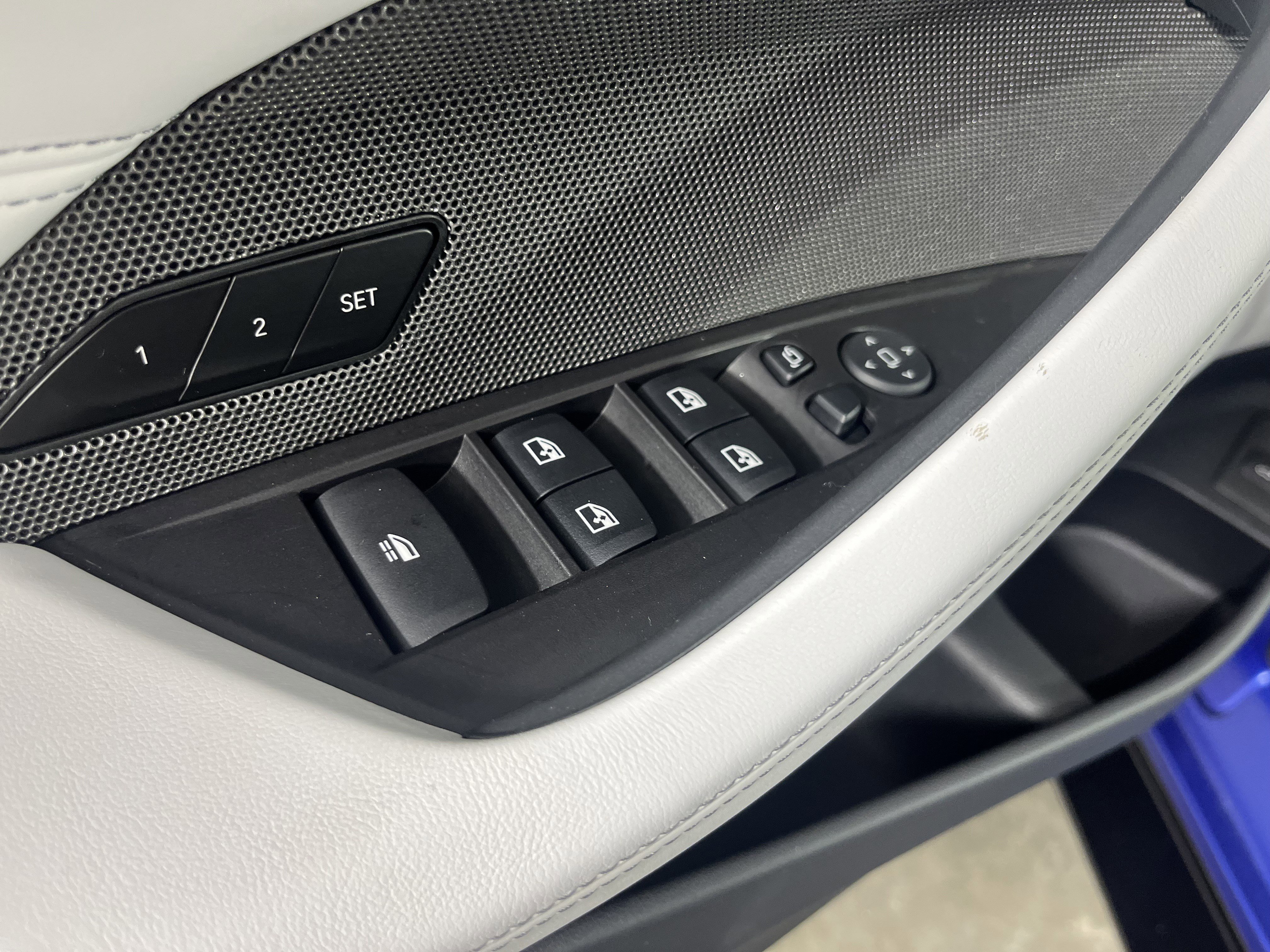 Used 2022 BMW M4 xDrive Competition w/ M Driver's Package image 18