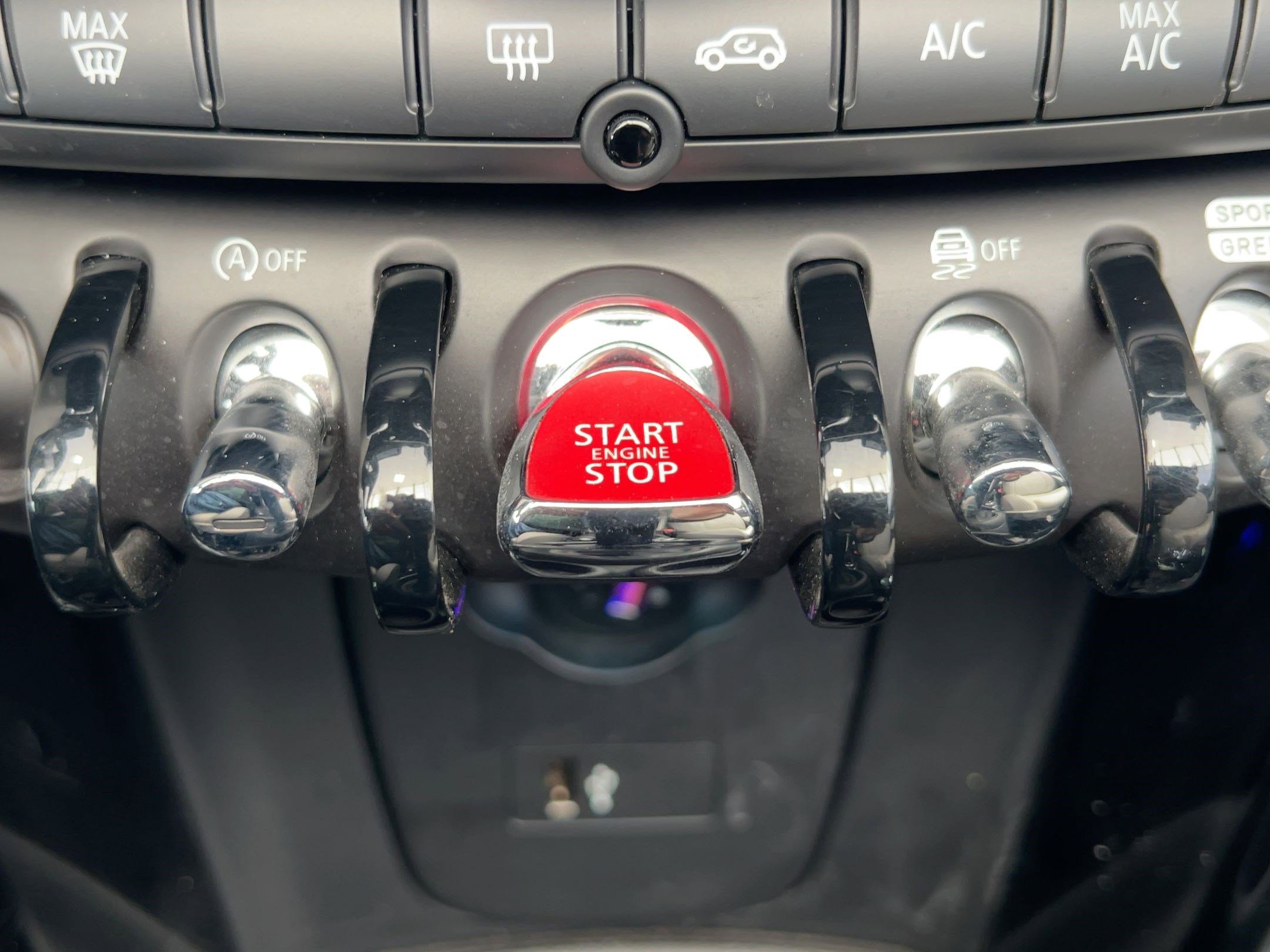 Certified 2023 MINI Cooper S w/ Signature Upholstery Package image 25