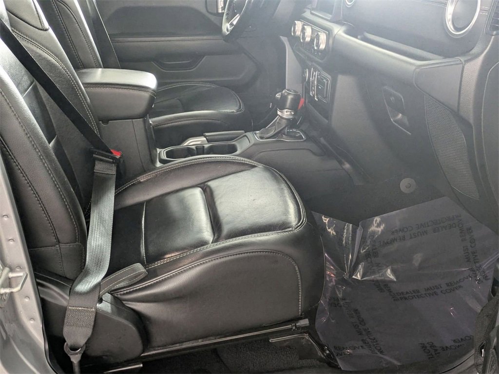 Certified 2020 Jeep Wrangler Unlimited Sahara image 26