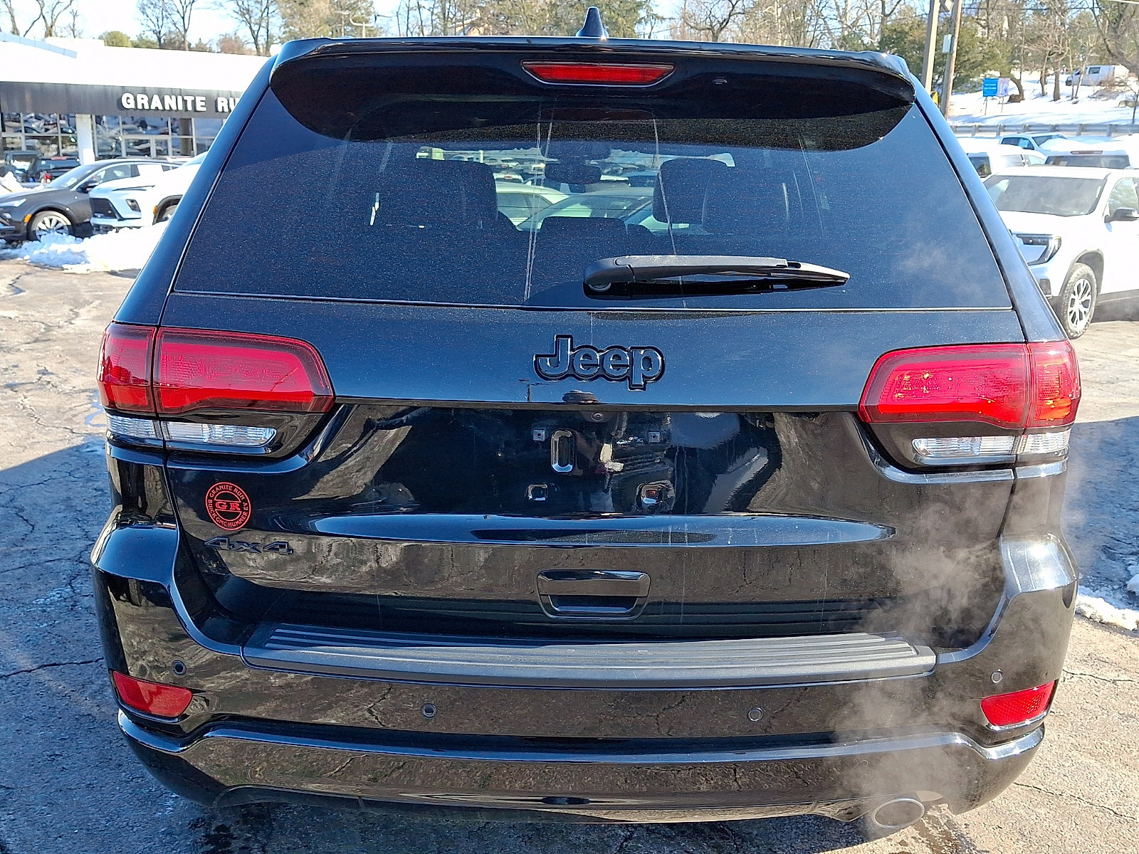 Used 2022 Jeep Grand Cherokee Laredo X image 5