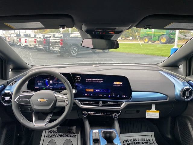 New 2026 Chevrolet Equinox EV LT FWD image 18