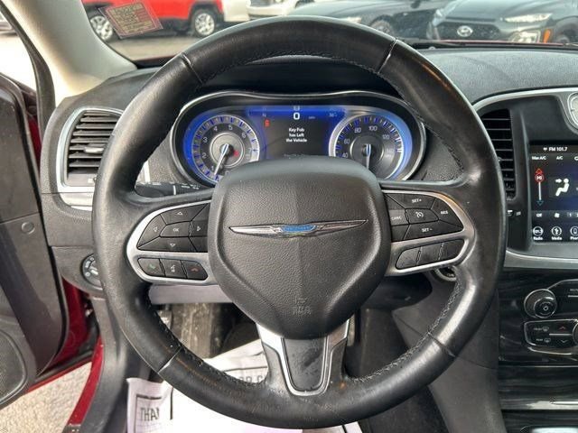 Used 2019 Chrysler 300 Touring w/ Sport Appearance Package image 16