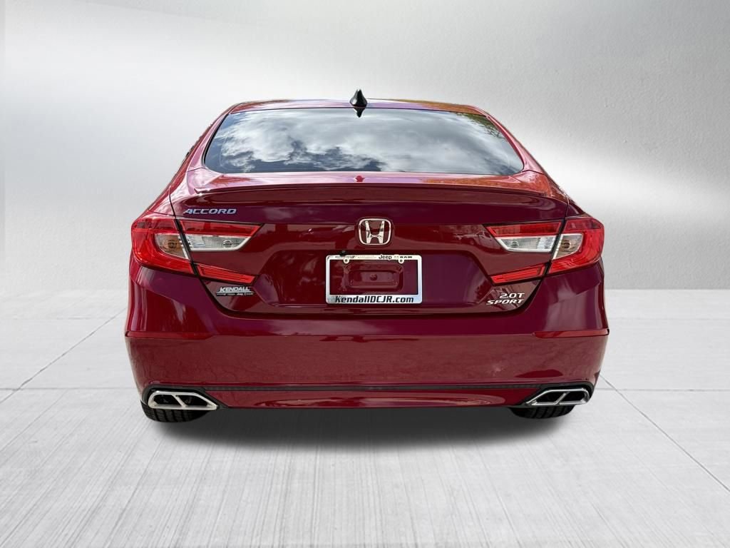 Used 2018 Honda Accord Sport image 6