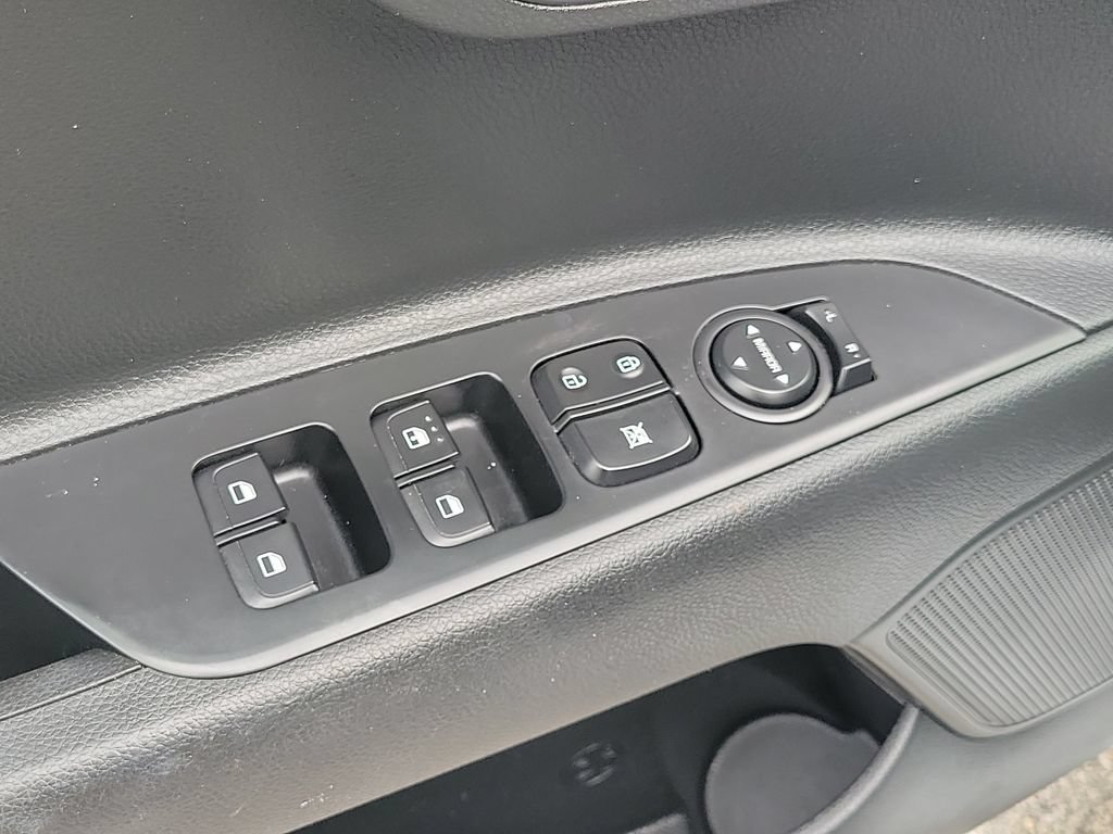 Used 2023 Kia Rio LX FWD image 25