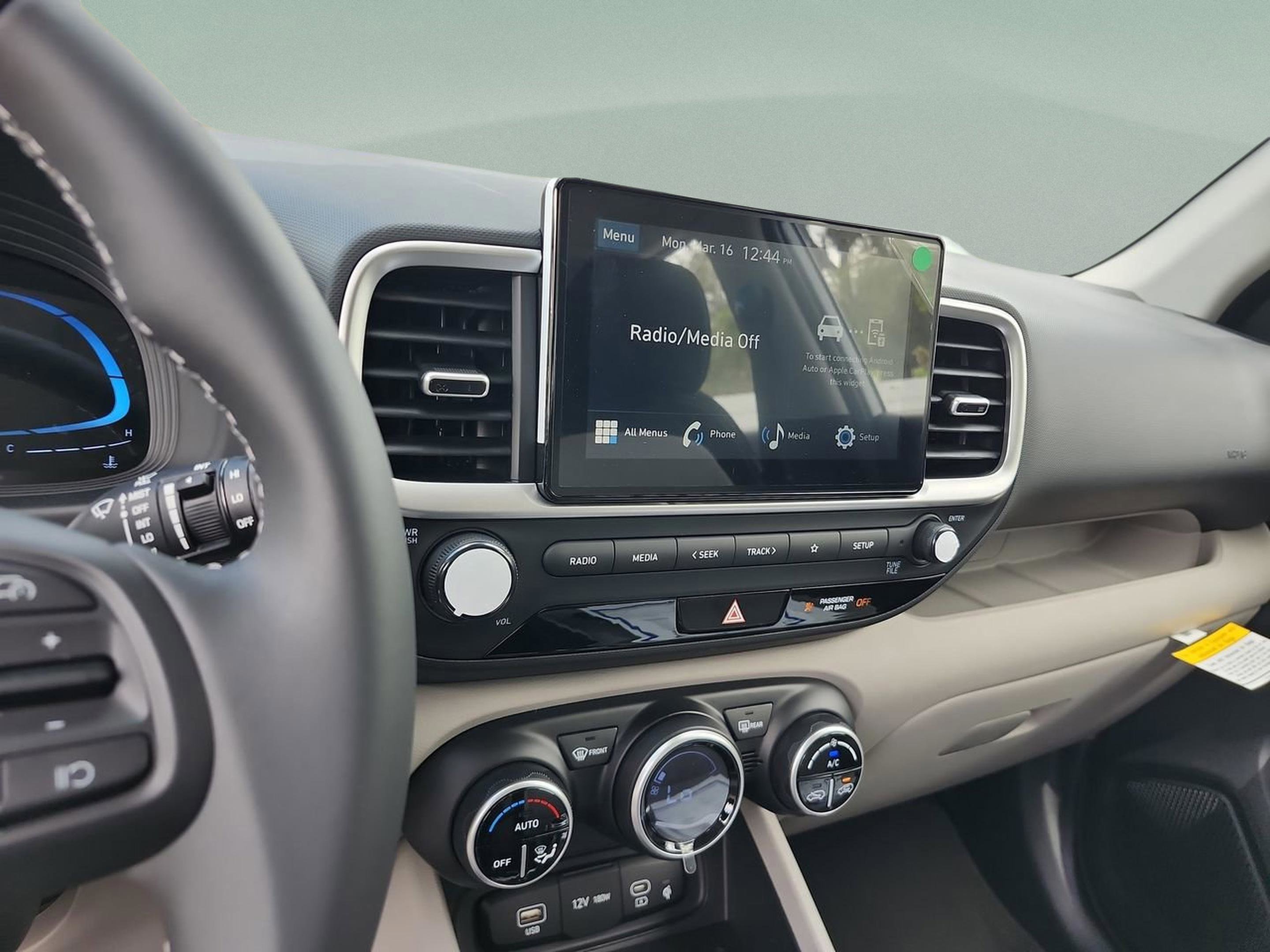 New 2026 Hyundai Venue SEL FWD image 11