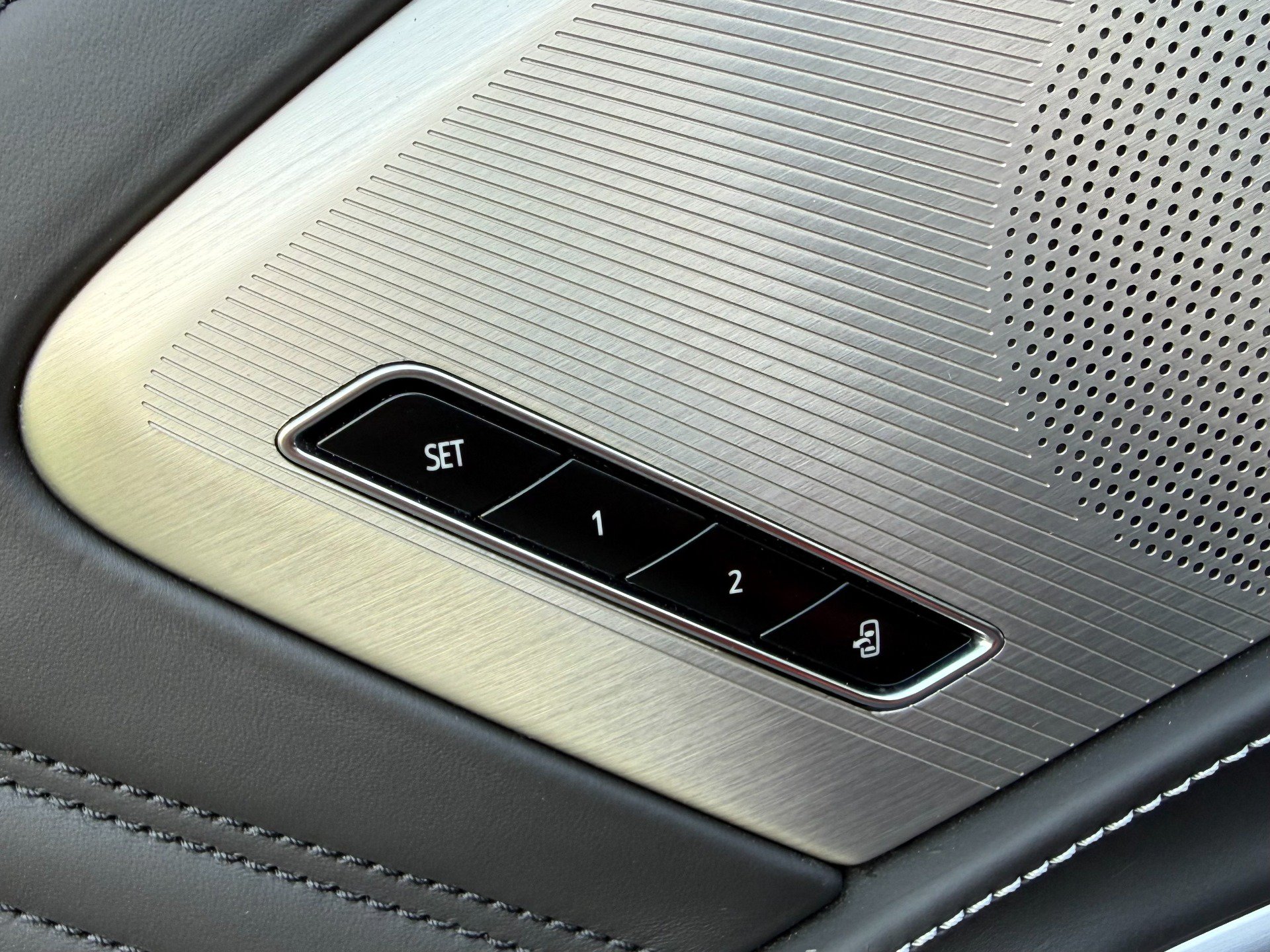 Used 2023 Chevrolet Corvette Z06 RWD image 55