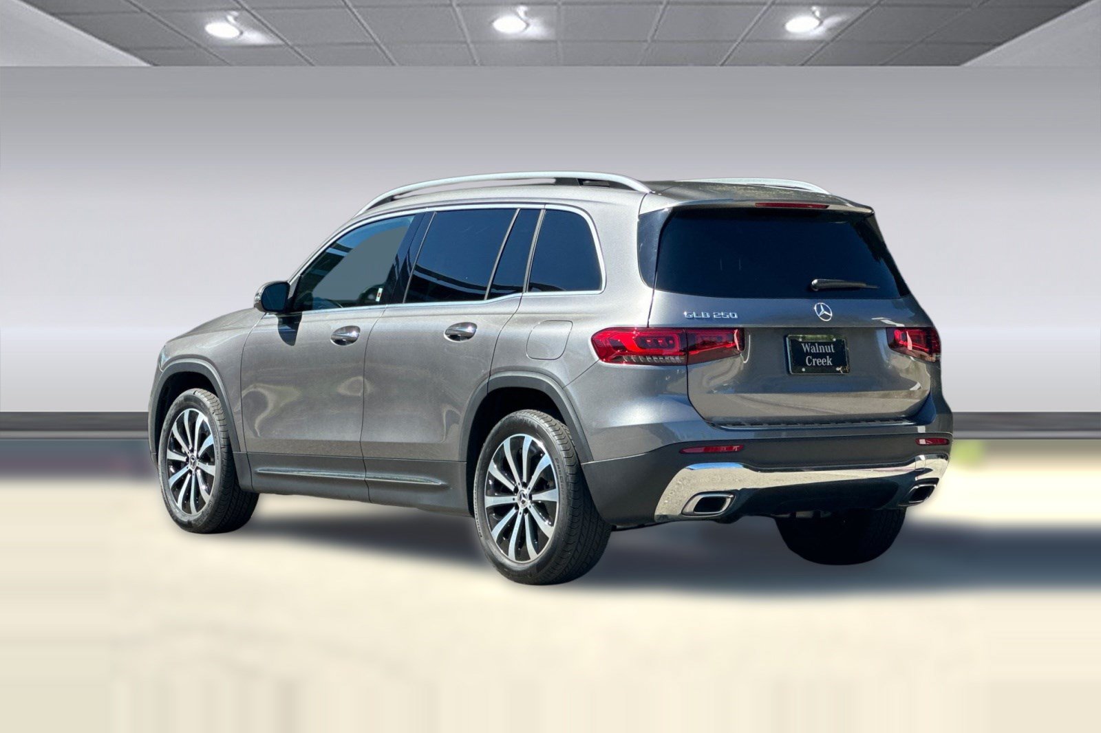 Certified 2023 Mercedes-Benz GLB 250 image 3
