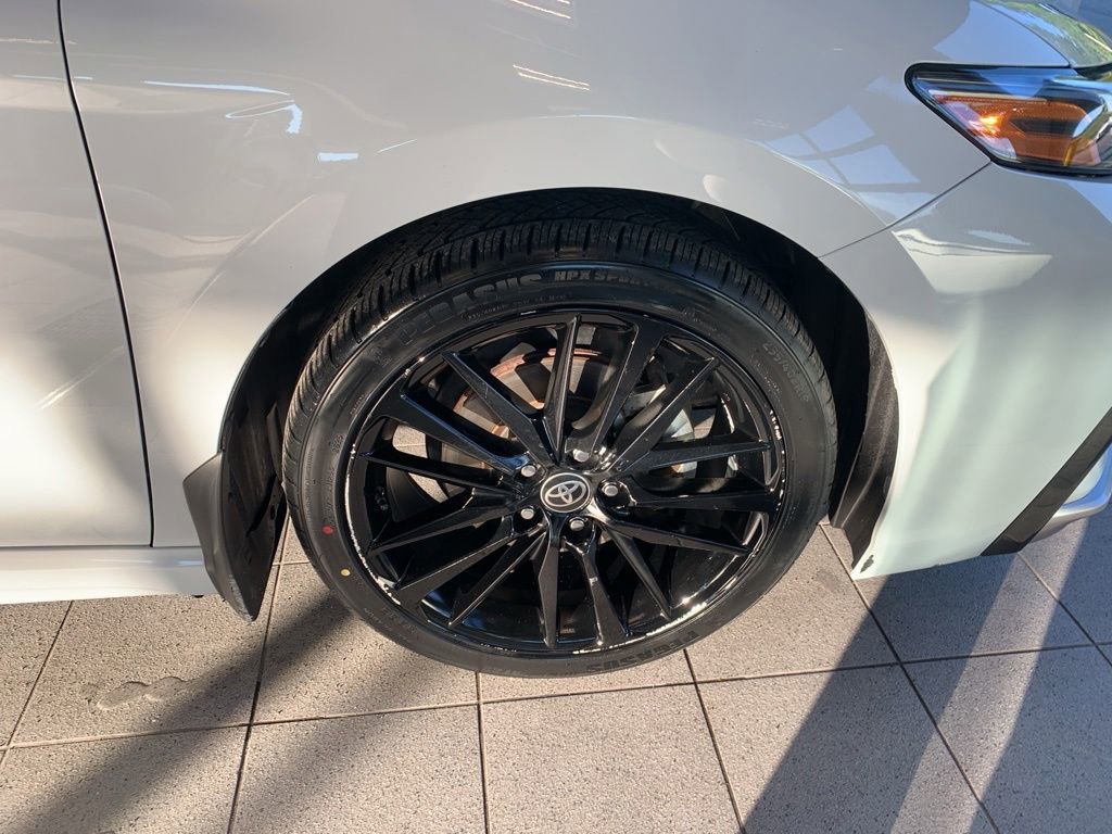 Used 2022 Toyota Camry XSE w/ Cold Weather Package FWD image 22